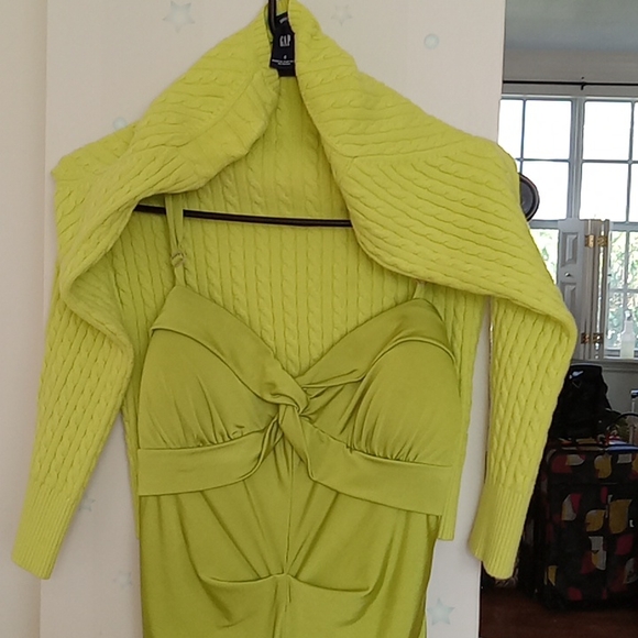 Dress lime green with matching gap sweater in small - Picture 2 of 2